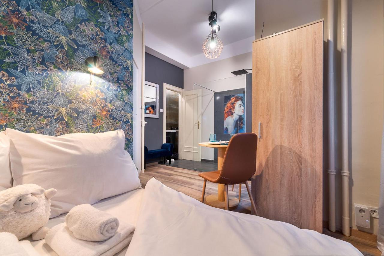 Economy Downtown Design Apartments - Free Parking - Balcony - Super Puplic Transport - Ac Budapeşte Dış mekan fotoğraf