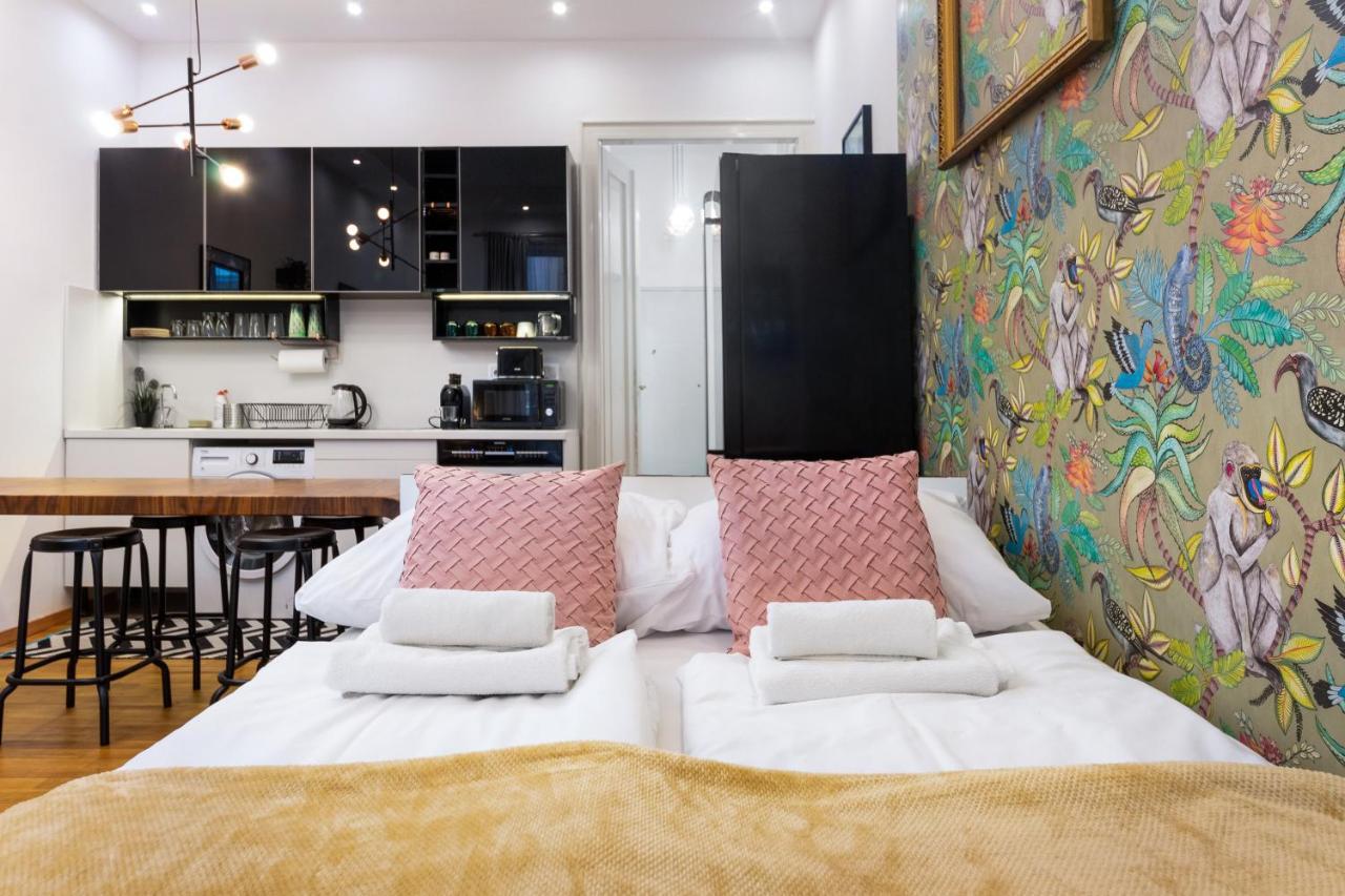 Economy Downtown Design Apartments - Free Parking - Balcony - Super Puplic Transport - Ac Budapeşte Dış mekan fotoğraf